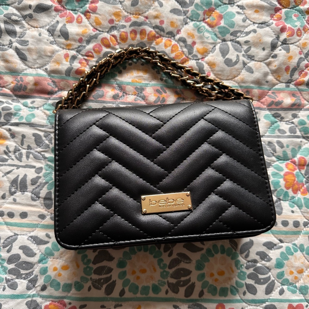 Bebe Crossbody chain bag